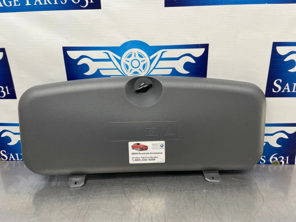 BMW 750LI F01 F02 2010 - Tapa maletero - Portaherramientas de repuesto Foto 1 de 4