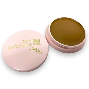 Vintage NOS Mary Kay Day Radiance Foundation Moondust 1/2 Oz. - Bild 1 von 5