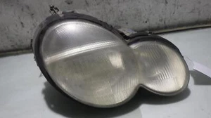 02 MERCEDES C230 RIGHT Headlamp  - Bild 1 von 8