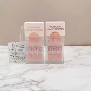 Dashing Diva Magic Press Short Honey Sparkle 2-pack - Sealed - Picture 1 of 4