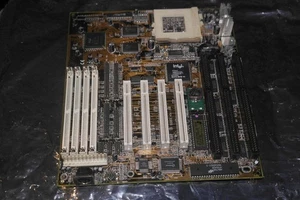 Socket 7 AT motherboard Intel HX ISA PCI EDO 256 kb cache WORKING - Picture 1 of 13