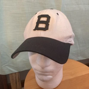 Richardson White Baseball Cap, Letter B Flexfit Black Bill - Bild 1 von 10
