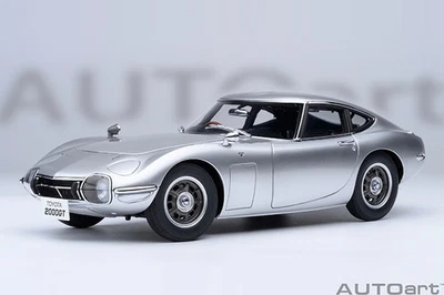 Autoart 79548 1/18 2000GT 1967 ARGENTO Modello Auto Diecast - Immagine 1 di 4