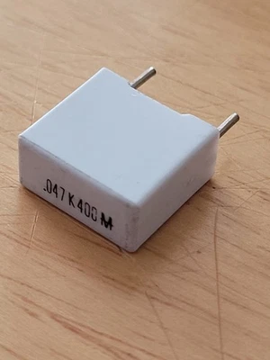 10pcs  .47uf 400V 10% RADIAL METALLIZED POLYESTER FILM  MALLORY - Image 1 of 3