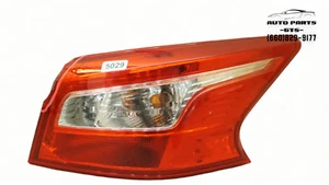 2016-2019 NISSAN SENTRA REAR RIGHT PASSENGER SIDE TAIL LIGHT OEM 265553YU0A - Picture 1 of 11