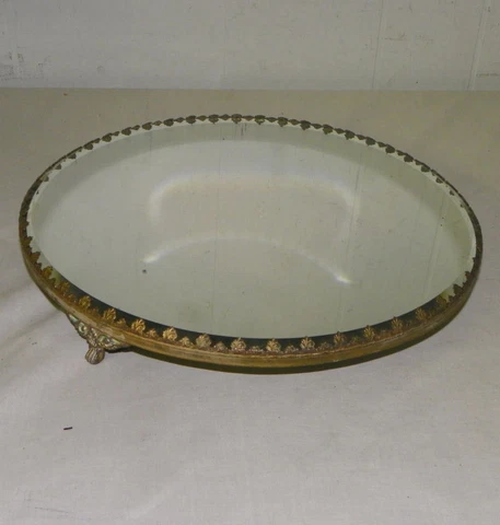 Antique Beveled Edge Plateau with Claw Feet Base Cover