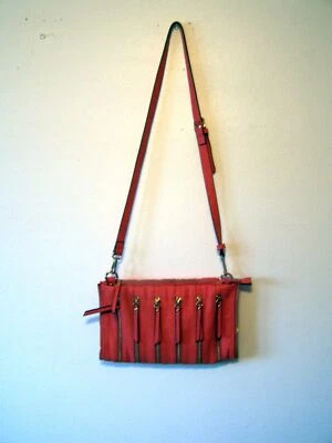 Bolso Bandolera SONDRA ROBERTS SQUARED Naranja Quemado con Cremallera Foto 1 de 4