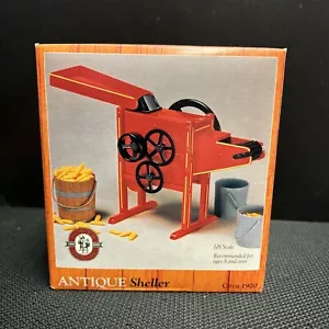 ERTL Farm Series ANTIQUE CORN SHELLER No.4968 Die-Cast Metal 1/8 Scale Red - Picture 1 of 10