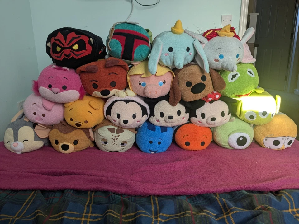 Disney Medium Tsum Tsum BNWT - Mickey, Pooh, Star Wars, Nemo, Zootopia, etc. - Image 1 of 1