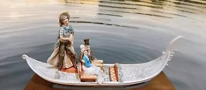 A. Belcari Figur, Ein Paar und ein Junge auf einer Gondala - Bild 1 von 23
