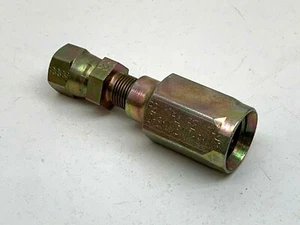 Parker 30 Series Hose Fitting P30 3/8" x 2W, R2 No Skive - Picture 1 of 5