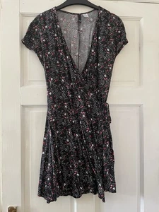 H & M Floral Wrap Dress Size 12 - Picture 1 of 8