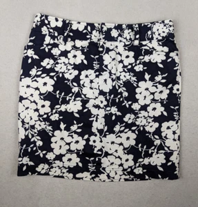 Chaps Women's Skirt Size 6P Blue White Floral Print Short Pencil - Picture 1 of 14
