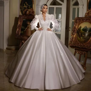 Elegante langärmelige Spitze Satin Hochzeitskleider handgefertigt Luxus Brautkleider - Bild 1 von 9
