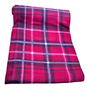 Cozy Red Tartan Fleece Throw Blanket Perfect for Warmth and Style 120x150cm New - Picture 1 of 8