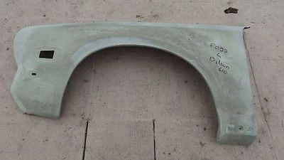 Guardabarros izquierdo 1971-1973 para Nissan Datsun 610 F022 Foto 1 de 4