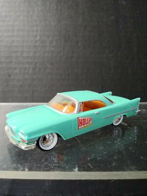 MÁQUINAS 1957 CHRYSLER 300C HOLLEY PERFORMANCE R44 #17-31 AZUL CLARO 1/64 M2 - Imagem 1 de 4