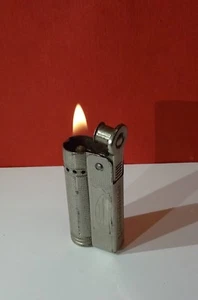 Altes IMCO TRIPLEX JUNIOR 6600 Benzinfeuerzeug CHESTERFIELD Lighter Brennt! - Bild 1 von 1