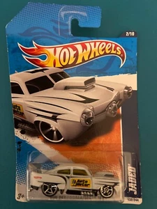 Hot Wheels Jaded HW Performance 2011 Series - T9839 NRFP White 1:64 - Picture 1 of 3