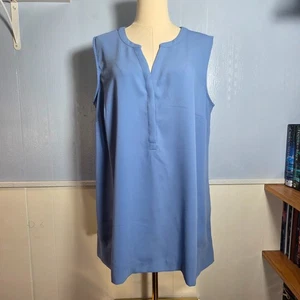 Camiseta sin mangas informal sin mangas con botones ocultos cuello en V azul periwinkle 1X/2X sin marca - Imagen 1 de 11