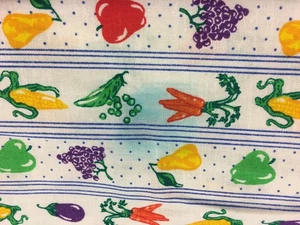 FLAW 3 YARDS General Fabrics Assorted Vegetables Fruits Fabric 44" 100% Cotton - Picture 1 of 3