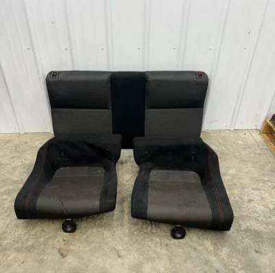 2014 SUBARU BRZ OEM ЗАДНИЕ СИДЕНЬЯ ПОДУШКИ КОМПЛЕКТ - Изображение 1 из 4