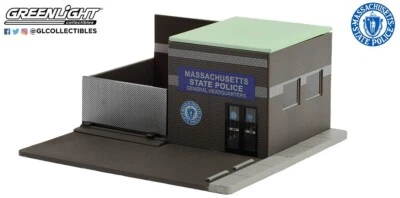 Greenlight 1:64 57101 1:64 Mechanic's Corner Series 10 - Hot Pursuit Central Com - Image 1 of 2