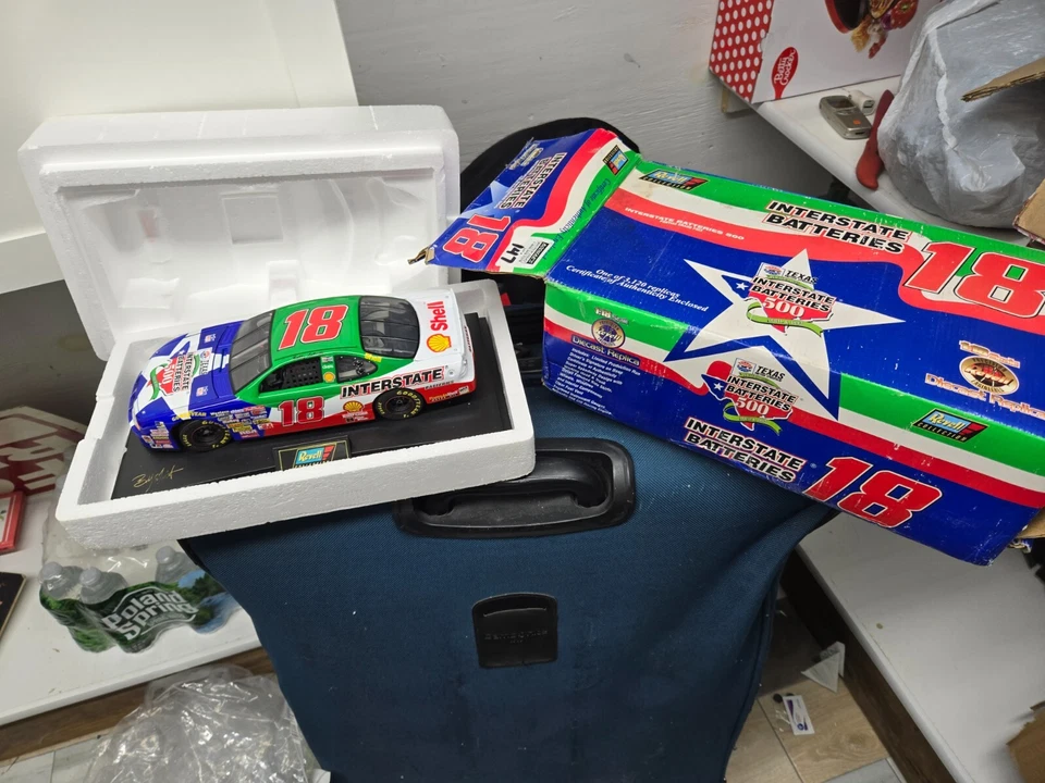 interstate batteries 500 pontiac grand prix revell diecast 1 18 - Image 1 of 2