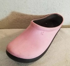 sapato fechado de borracha