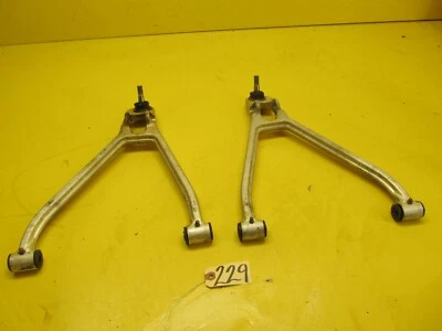 Can-am Outlander Max 650 800 2007 4x4 Xt delantero superior izquierdo derecho control brazo A  Foto 1 de 4