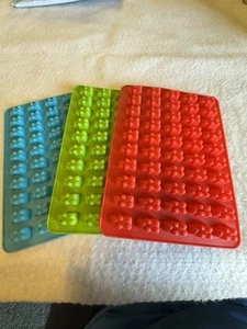 PACK OF 3 GUMMY BEAR CANDY MOLDS - Picture 1 of 6