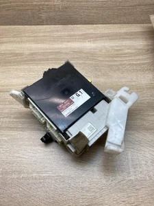 89221 47140 82730 47450 a fuse module toyota prius (xw30) - Picture 1 of 7