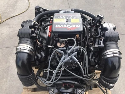 Морской двигатель Mercury MerCruiser 5,7 л 350 V8 готов к падению соли 411 часов  - Изображение 1 из 4