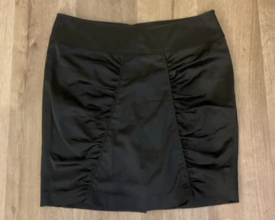 Minifalda B2B Bebe, detalle fruncido, talla mediana Foto 1 de 4