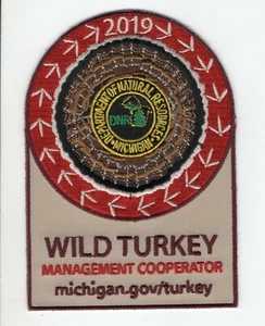 2019 MICHIGAN DNR SUCCESSFUL TURKEY-DEER HUNTER PATCH -HUNTING LICENSES- PINBACK - Picture 1 of 1