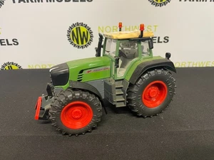 SIKU CONTROL 1:32 SCALE FENDT 930 4WD TRACTOR - Picture 1 of 5