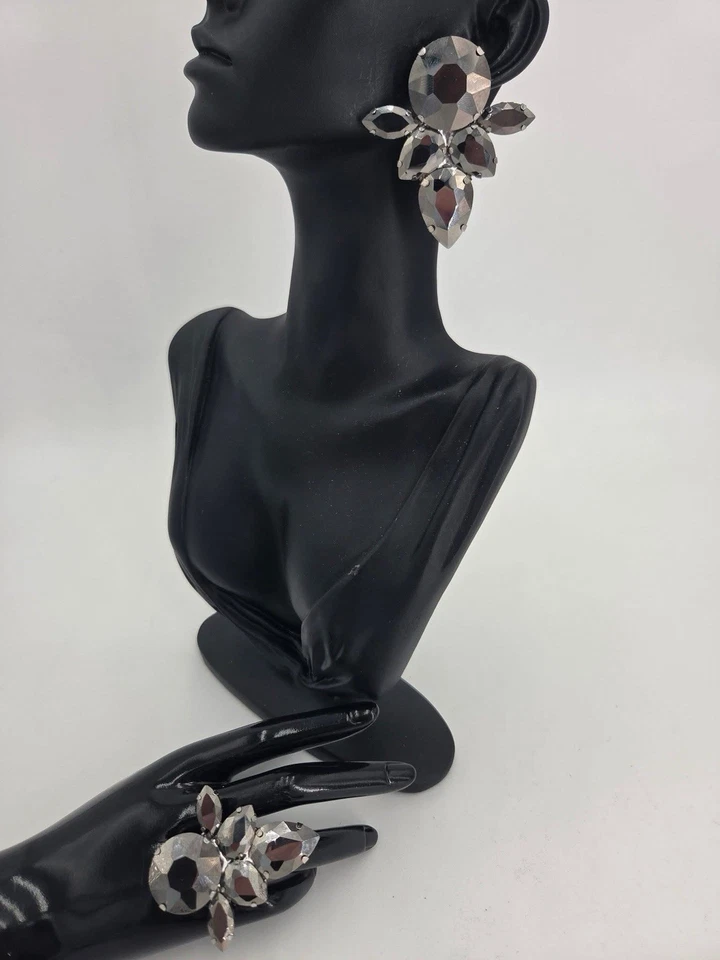 Drag Queen Jewelry, Costume Jewelry, Rhinestone, Gun Metal - Image 1 of 1