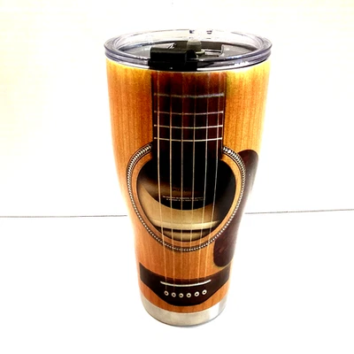 NOVO COPO DE METAL COM ACORDES DE GUITARRA E DEDILHADO 8" DE ALTURA - Imagem 1 de 4