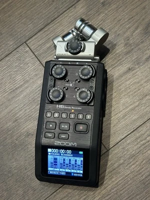 Zoom H6 Audio Recorder / Interface - Professioneller 6 Spur Recorder mit Box - Bild 1 von 4
