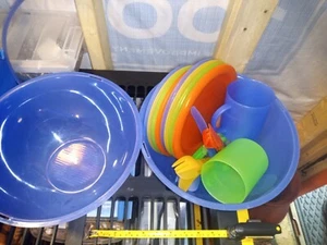 Camping/Picnic Tableware - Picture 1 of 8