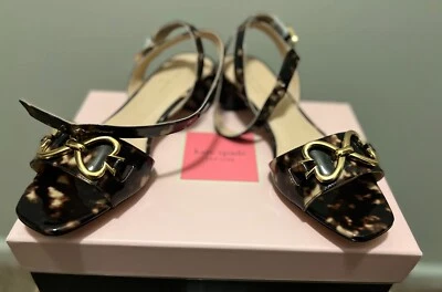 Kate Spade New York - Sandalias Lagoon Heart Chain Tortuga Charol (TALLA 8) Foto 1 de 4