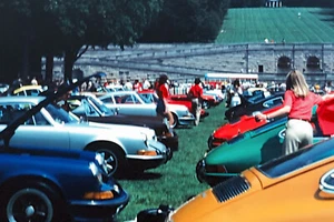 Porsche 911 Car Show 35mm Photo Slide Vintage 1981 - Picture 1 of 3