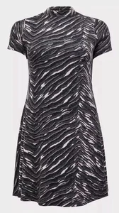 Torrid Neu mit Etikett rosa grau Zebra Hacci Pulloverkleid mit Stehkragen Strick Übergröße 3X 22-24 - Bild 1 von 6