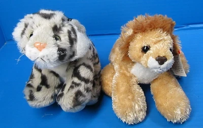 Random Lot of 2 Snow Leopard Wild Republic 9" & Lion Aurora 7" - Image 1 of 4