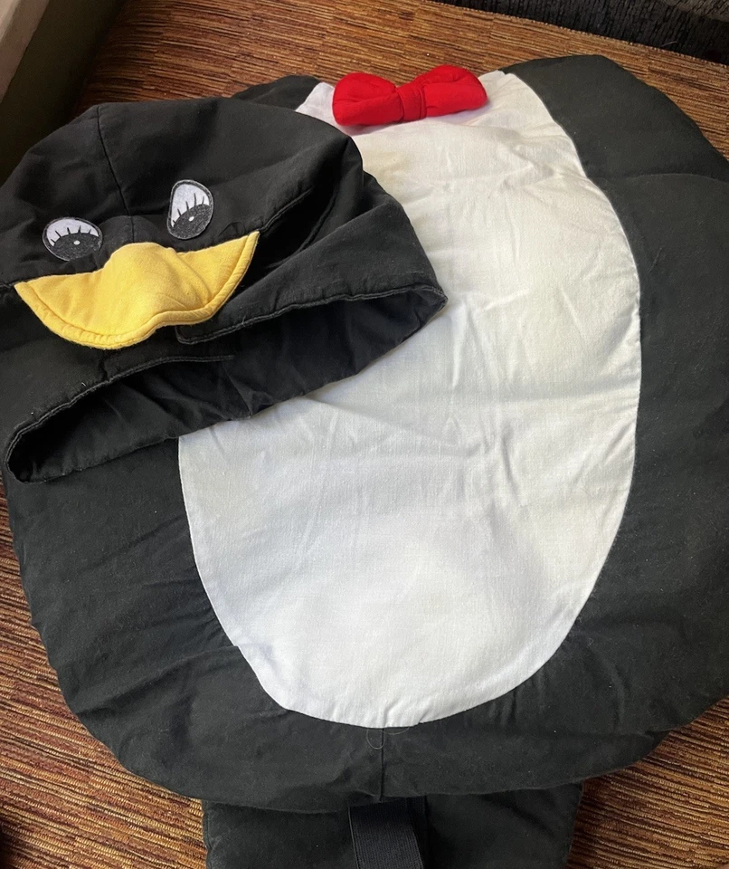 Disfraz de pingüino blanco y negro personalizado vintage hecho a mano para niños/jóvenes Foto 1 de 4