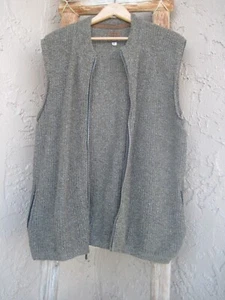 Vintage REI Sweater Men's Gray Sweater Vest Wool Outdoor 90's - Picture 1 of 6
