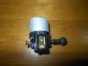 10 New On/Off Medium Base Lamp Socket By ADL Model D57 - Picture 1 of 4