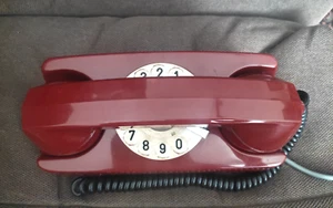 VINTAGE TELEFONO FISSO A DISCO GTE STARLITE ROSSO BORDEAUX ANNI '70 MODERNARIATO - Imagen 1 de 6