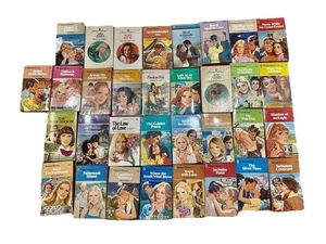 Harlekin Romanze Taschenbuch Roman Lot Set 70er 80er Jahre 33 Vintage - Bild 1 von 3
