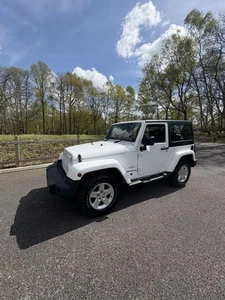 White Jeep Wrangler Sahara 2.8 Automatic 3 Door - Picture 1 of 20